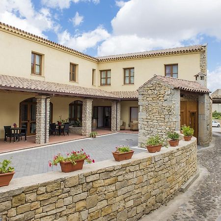 Albergo Diffuso Il Mandorlo Baressa Exteriér fotografie