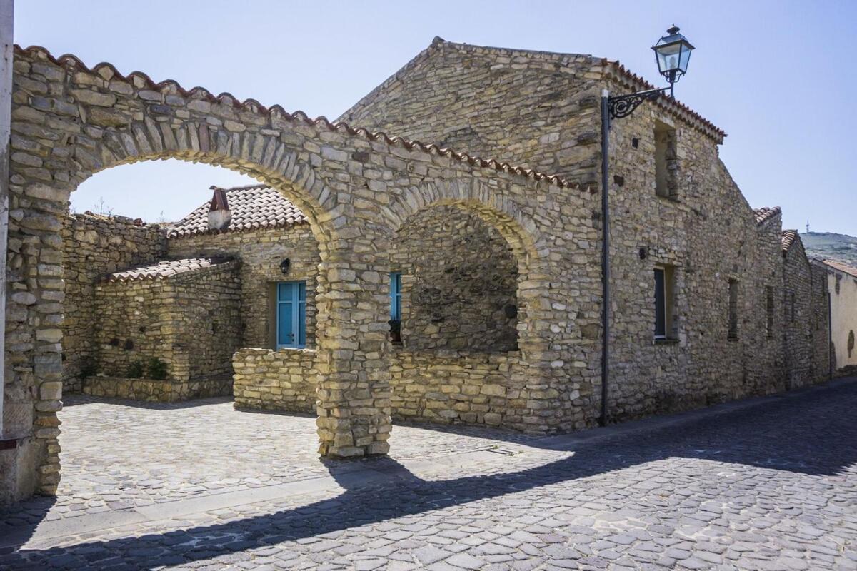 Albergo Diffuso Il Mandorlo Baressa Exteriér fotografie