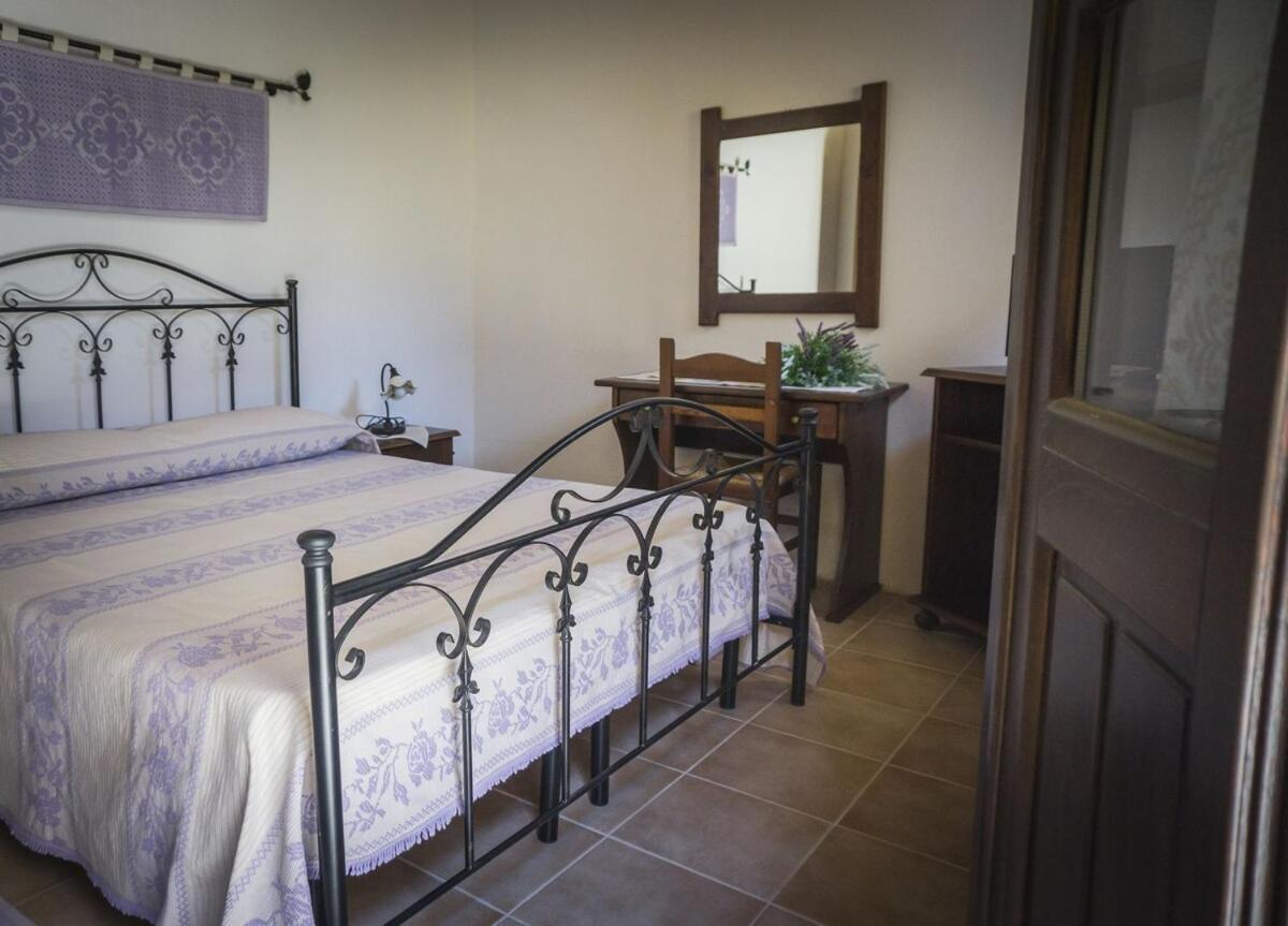 Albergo Diffuso Il Mandorlo Baressa Exteriér fotografie