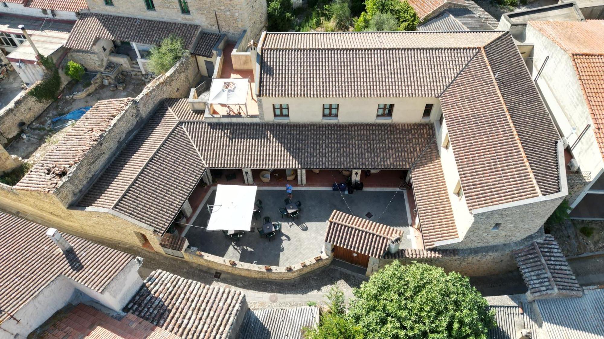 Albergo Diffuso Il Mandorlo Baressa Exteriér fotografie