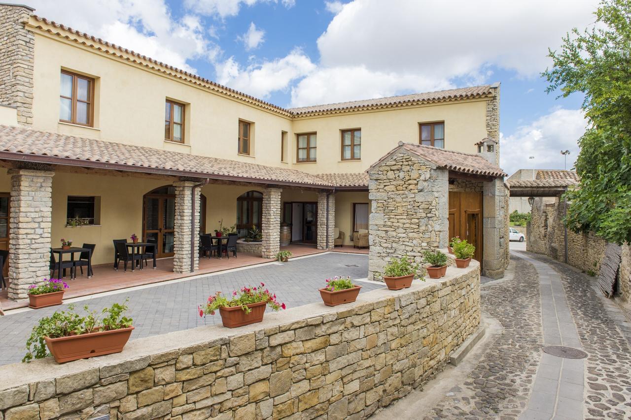Albergo Diffuso Il Mandorlo Baressa Exteriér fotografie