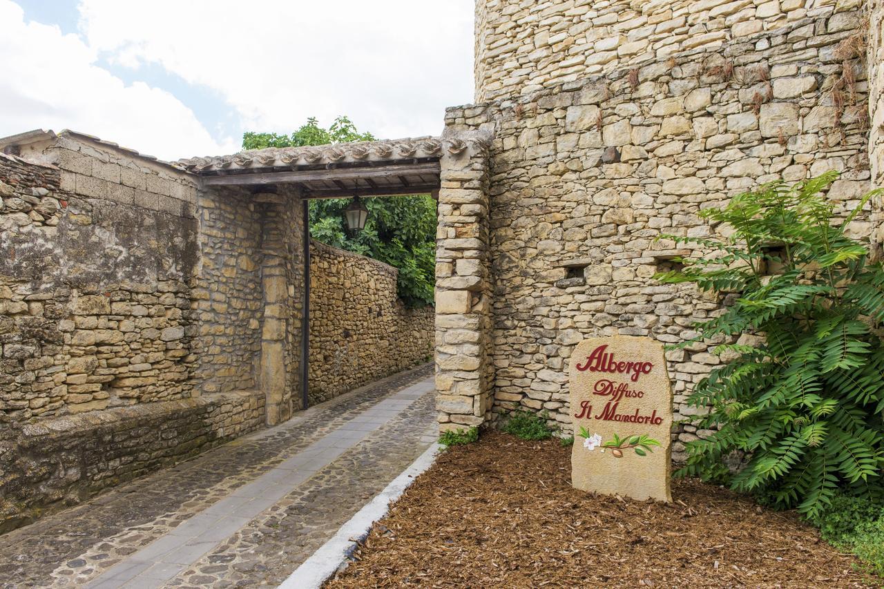 Albergo Diffuso Il Mandorlo Baressa Exteriér fotografie